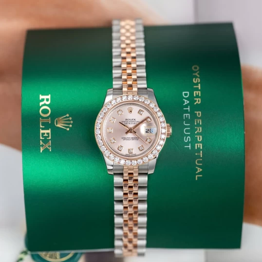 Rolex Oyster Perpetual Lady-Datejust 26mm – Ref. 179171 – Pink Sunburst Diamond Dial