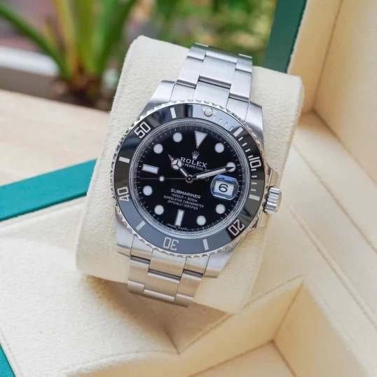Rolex Oyster Perpetual Submariner Date 40mm – Ref. 116610LN – Black Dial
