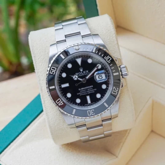 Rolex Oyster Perpetual Submariner Date 40mm – Ref. 116610LN – Black Dial
