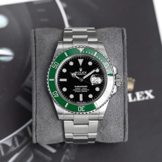 Rolex Oyster Perpetual Submariner Date 126610LV