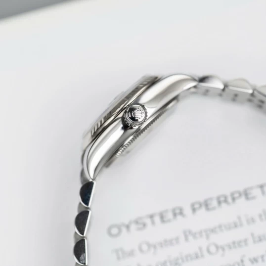 Rolex Oyster Perpetual Lady-Datejust 26mm Ref. 179174 Vi tính trắng