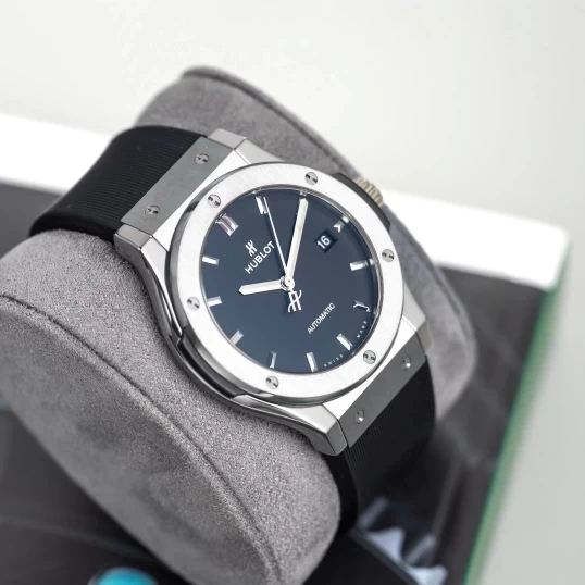 Hublot Classic Fusion Titanium 42mm – Ref. 542.NX.1171.RX – Black Dial
