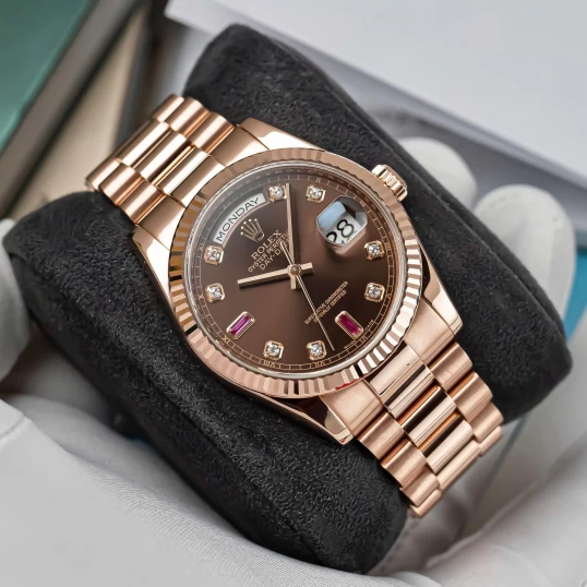 Rolex Oyster Perpetual Day-Date 36mm Ref. 118235 – Chocolate Diamond Ruby Dial