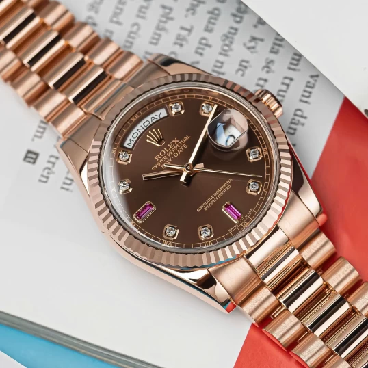 Rolex Oyster Perpetual Day-Date 36mm Ref. 118235 – Chocolate Diamond Ruby Dial