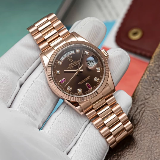Rolex Oyster Perpetual Day-Date 36mm Ref. 118235 – Chocolate Diamond Ruby Dial