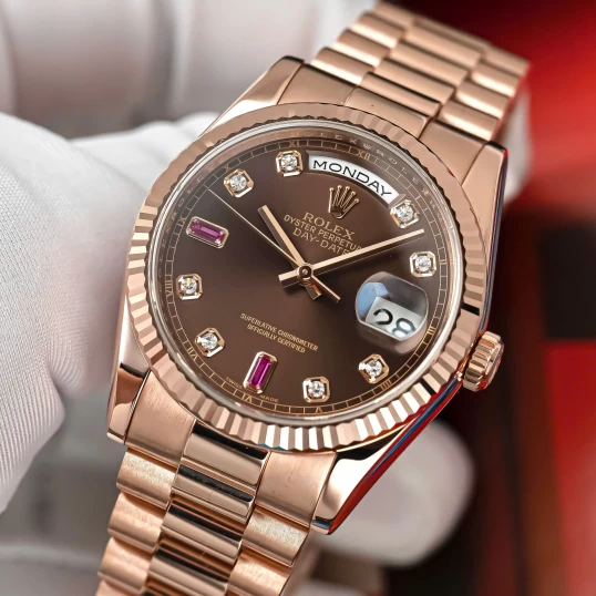 Rolex Oyster Perpetual Day-Date 36mm Ref. 118235 – Chocolate Diamond Ruby Dial