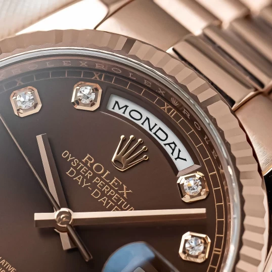Rolex Oyster Perpetual Day-Date 36mm Ref. 118235 – Chocolate Diamond Ruby Dial