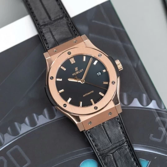 Hublot Classic Fusion 42mm King Gold Ref. 542.OX.1181.LR – Black Dial