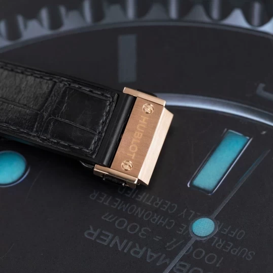 Hublot Classic Fusion 42mm King Gold Ref. 542.OX.1181.LR – Black Dial
