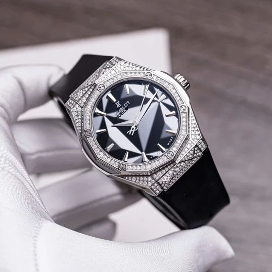 Hublot Classic Fusion Orlinski Titan Pavé 40mm Ref. 550.NS.1800.RX.1604.ORL19 – Black Faceted Dial