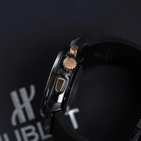 Hublot Classic Fusion Chronograph 45mm Ref. 521.CO.1780.RX – Carbon Dial