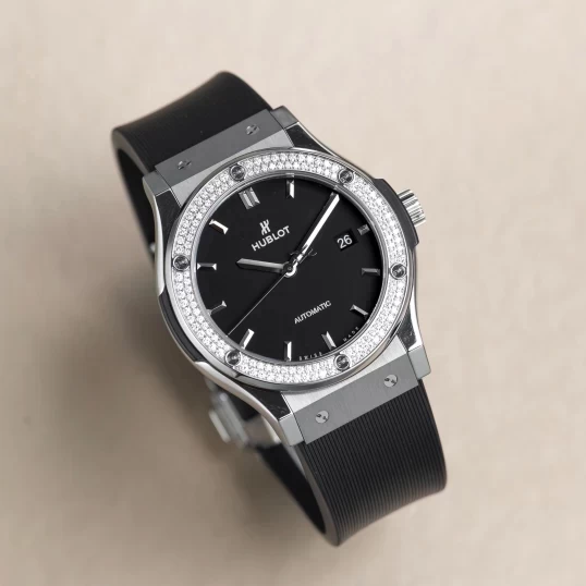 Hublot Classic Fusion Titanium Diamonds 42mm Ref. 542.NX.1171.LR.1104 – Black Dial