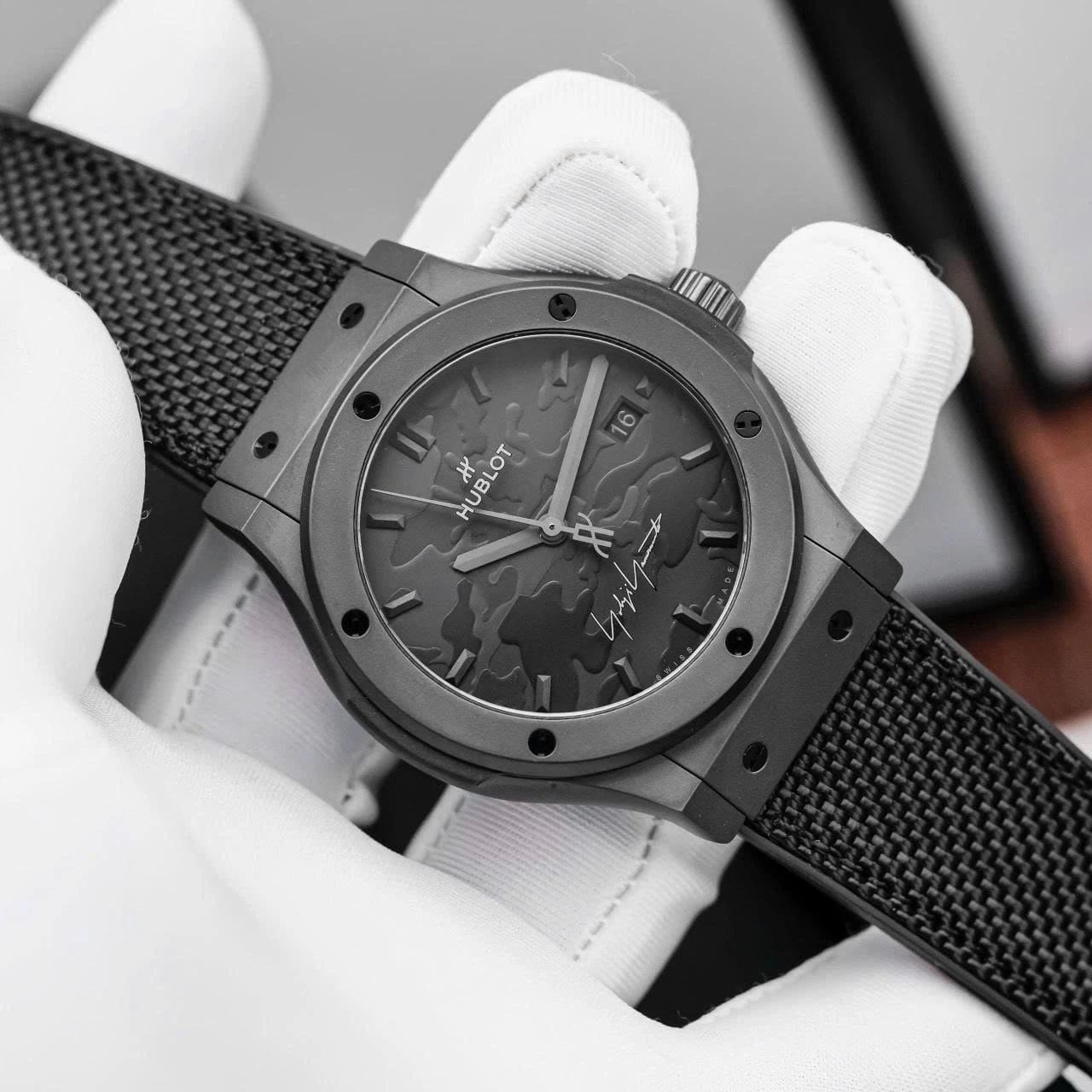 Hublot Classic Fusion Yohji Yamamoto All Black Camo 42mm Ref. 542.CI.6670.NR.YOY – Black & Grey Camo Dial