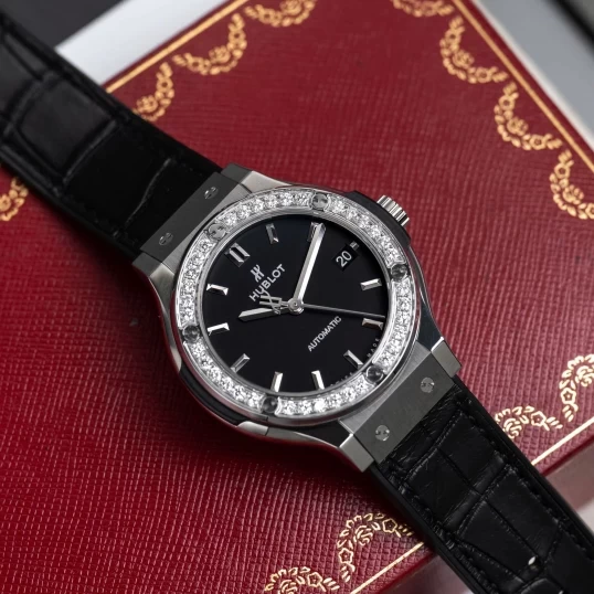 Hublot Classic Fusion 38mm Ref. 565.NX.1171.LR