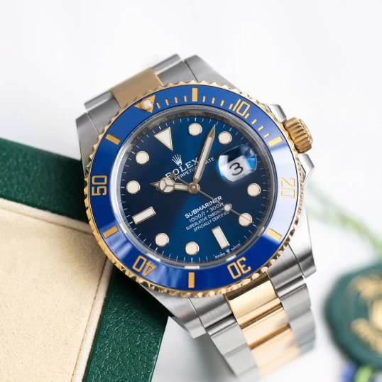 Rolex Submariner Date 41mm Ref. 126613LB – Royal Blue Dial