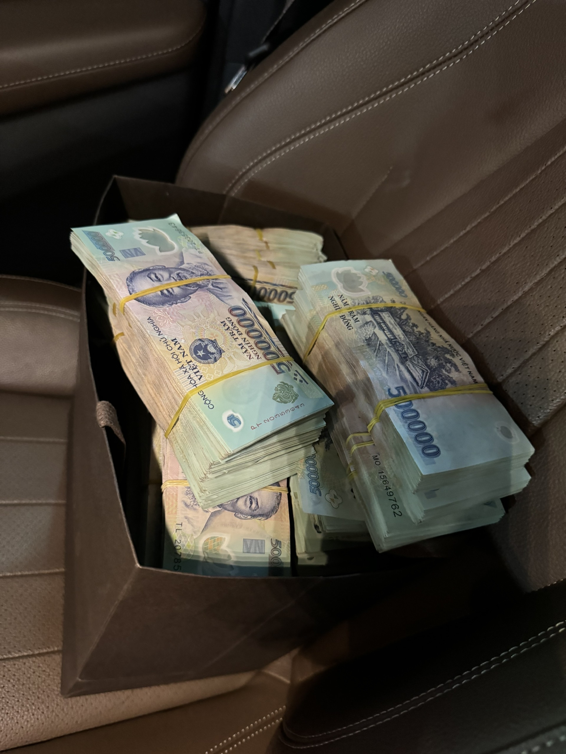 Cơ Sở Thu Mua, Đổi Mới Và Lên Đời Đồng Hồ Chính Hãng Uy Tín Tại Hồ Chí Minh – G-Luxury